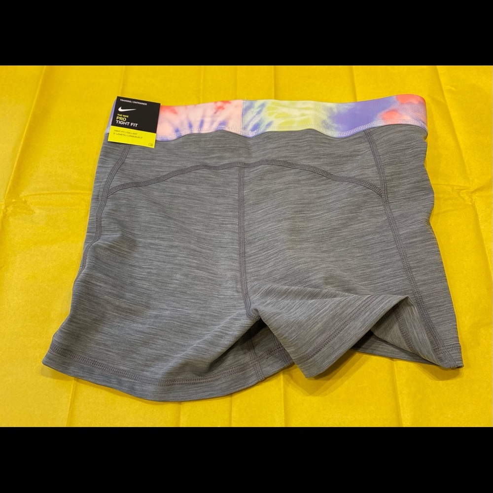 Women's 3" Tie-Dye Shorts Nike Pro sustainable NEW - Picture 7 of 11